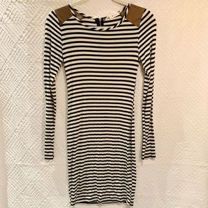 Everly Striped Long Sleeve Knee Length Dress
